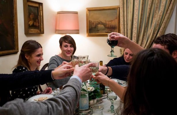 Dining experience at a local's home in Bergamo with show cooking