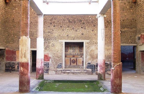 Stabiae Villas Tour – Villa San Marco & Arianna + Ford Pickup