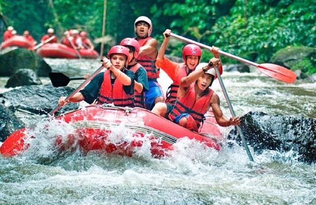 All inclusive : Ayung River White Water Rafting Lunch and Private Transport