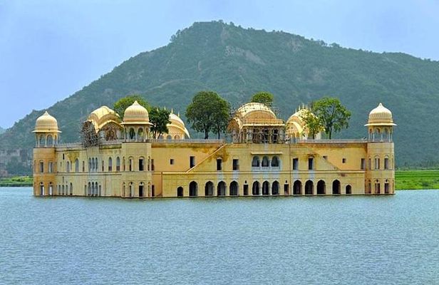 Jaipur Full Day Private Tour from Delhi