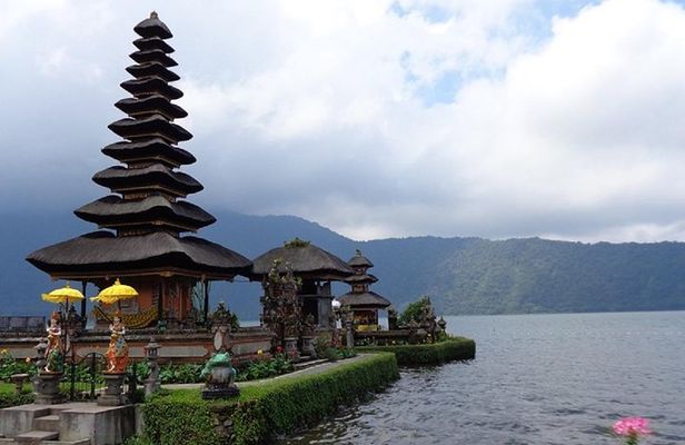 Private Tour:Your Program Highlight Tour with 10 Hours usage Bali Driver