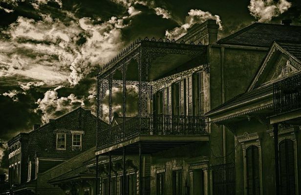 Dark History Tour In New Orleans
