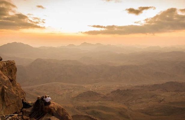 special 3 nights tour from hurghada to (cairo& sharm el-sheikh)with st.Catherine