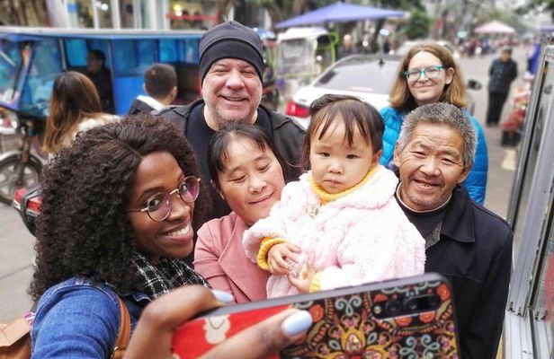 Private Customized Chengdu City Full Day Tour in Your Way 