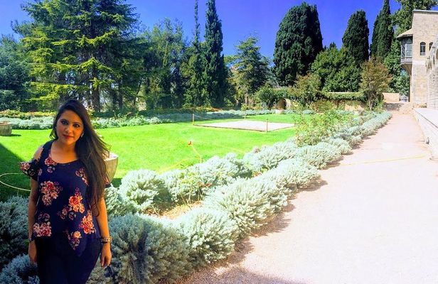 Full-Day Private Tour to Beiteddine, Deir El Qamar, Mousa Palace 