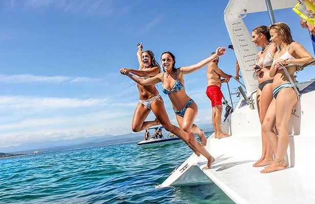 Private Sailing Day Cruise 1H40Min onboard Catamaran