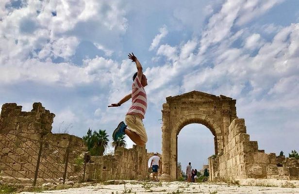 Discovering Tyre: A Half-Day Tour with English-Speaking Driver