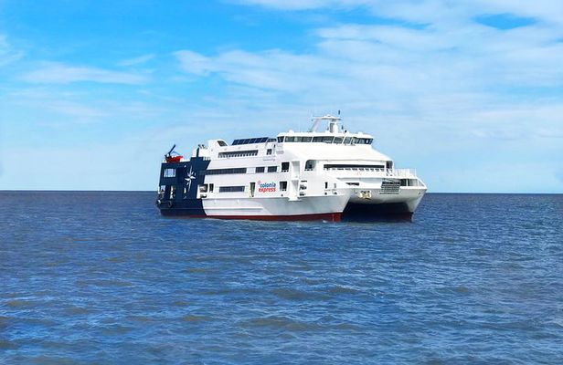 Unforgettable Day Tour in Colonia del Sacramento