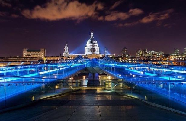 Light Up London: Private 2-Hour Night Tour in a Black Cab