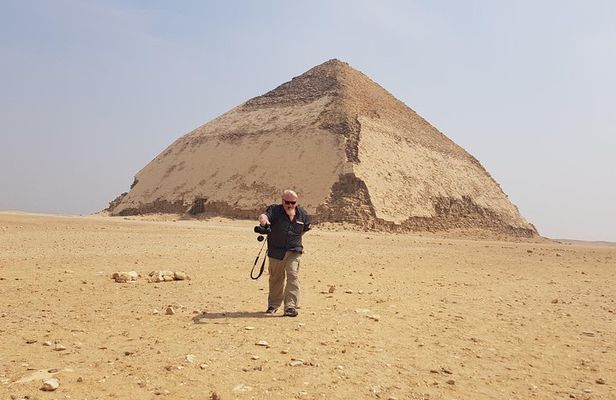 Giza Pyramids, Saqqara and Dahshour Private Tour