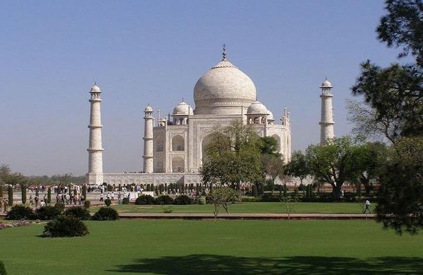 TOURS OF NORTH INDIA ( Culture, Heritage, Nature And Holy Temple )