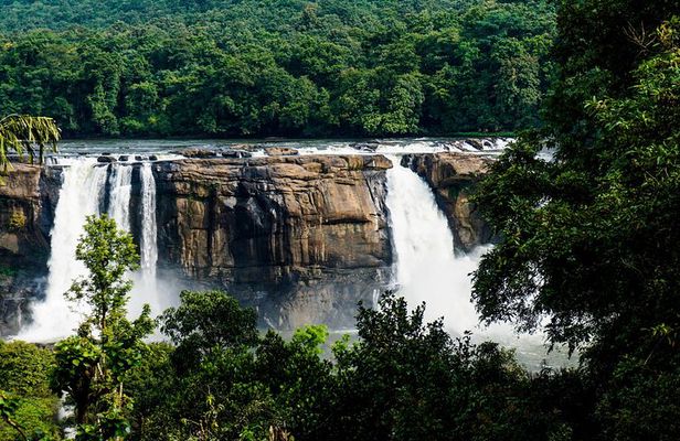 Athirapally Waterfalls from Cochin