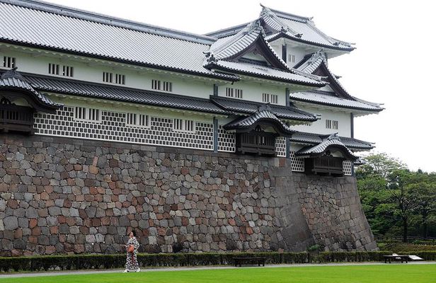 Kanazawa Private Customizable Half Day Tour