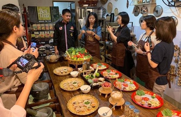 Thai Cooking Class at Tingly Thai Cooking School in Bangkok