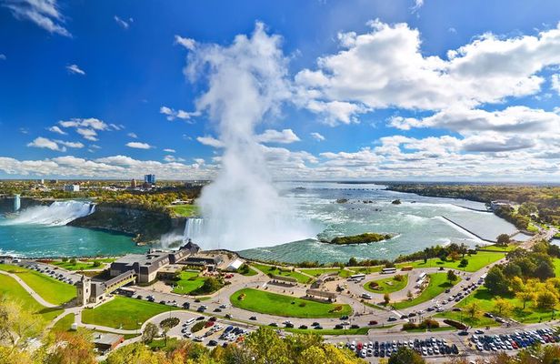 Niagara Falls Day Tour from Toronto