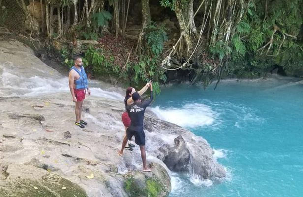  Horseback Riding & Swim in the ocean, Bluehole Falls [ocho rios ]