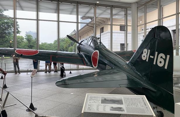 Modern Japanese History Tour in Tokyo