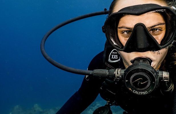 Open Water + Advanced Course - Premium Certifications Package in Nusa Lembongan