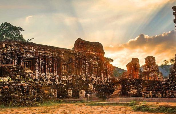 Private Morning My Son Sanctuary Trip from Hoi An/Da Nang w local
