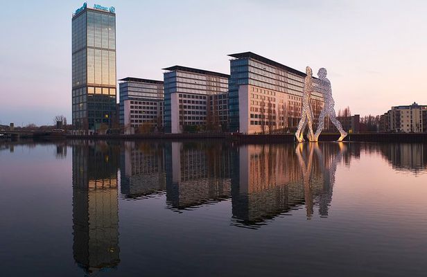 Berlin Architecture/River Spree Full Day Photography Tour