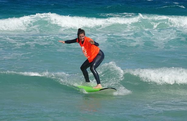 4 Hours Surf Class in Corralejo, Fuerteventura