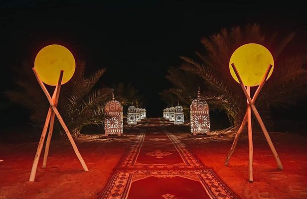 Merzouga: Overnight in Luxury Desert Camp with Camel Ride, meals & sandboarding