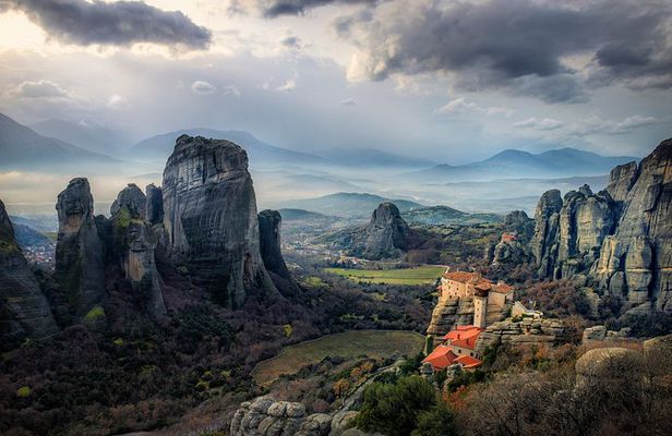 Meteora Monasteries Fully Private Day Tour with Great Lunch-Drinks Included