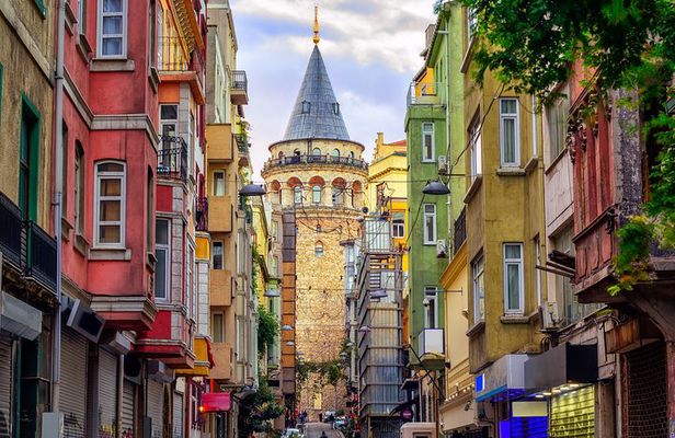 Istanbul City Walk: Galata Tower, Istiklal Street & Karaköy