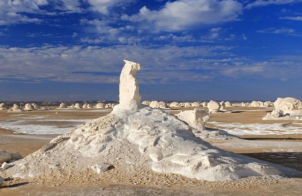 White & Black Desert camp safari 2 Days Tour From Cairo and Giza