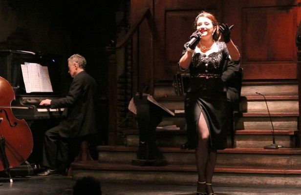 El Aljibe Tango Show with Private Transfers and Optional Dinner