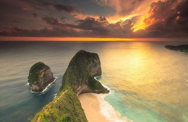 Bali,Nusa Penida, West Trip: The Most Beautiful Beach spot photo
