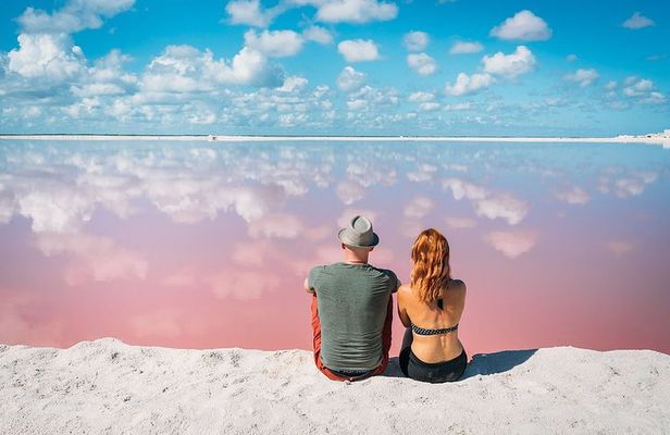 Pink Lake Tour from Las Coloradas with lunch and boat ride