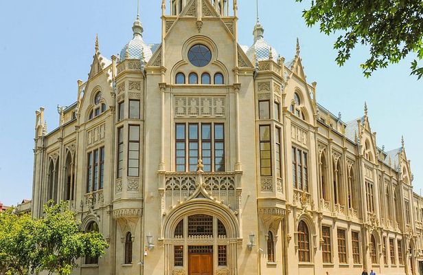 Half-Day Baku Private Walking Tour with Pickup