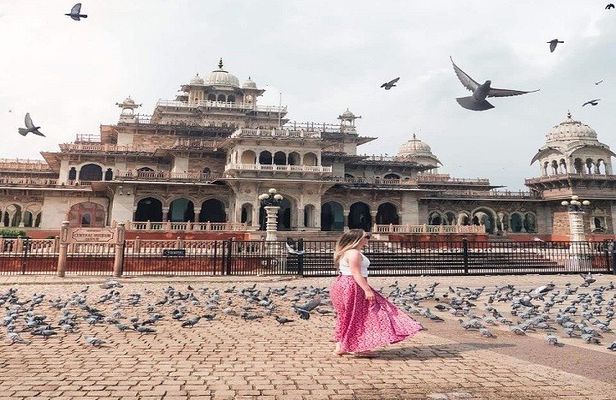Private Golden Triangle Tour India With 3 Star Hotel