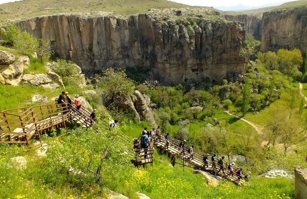 8 Day Istanbul Cappadocia Tour by Bus Yuki Tour IST 60