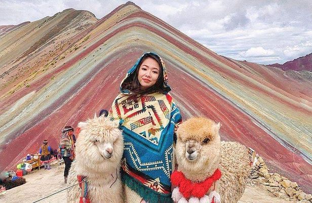 Rainbow Mountain + Breakfast and lunch included