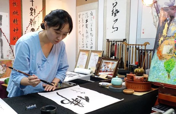 Brush calligraphy class / Chinese ink painting class