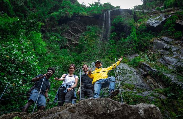 La Chorrera and Chiflon Waterfalls Private Hike Tour