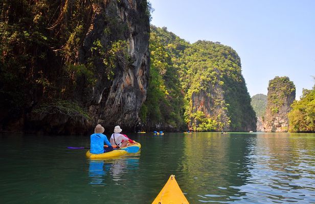John Gray’s Hong by Starlight: Sea Cave Canoeing Experience