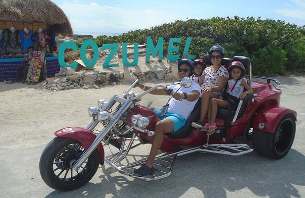 Cozumel Sightseeing Trike Tour with Snack