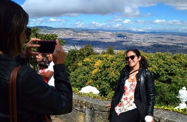 Bogota Must Do City Tour • Private & All Inclusive • 8hrs