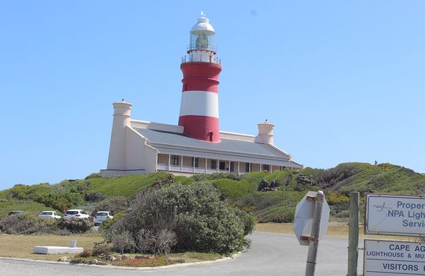 Visit Cape Agulhas Where The Two Oceans Meet F/D From Cape Town