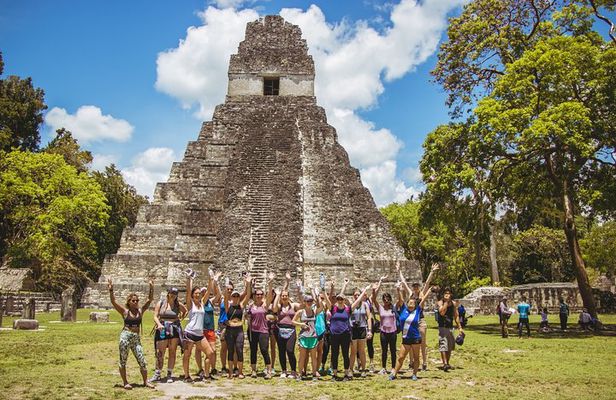 Tikal National Park Full-Day Guided Tour from Flores