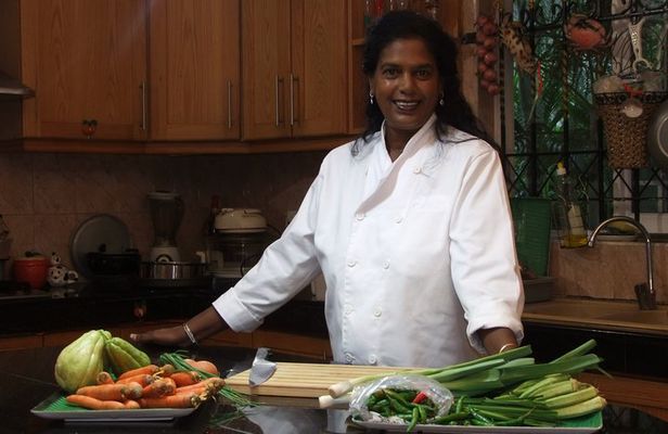 2 Hours-Exotic Mauritian Cuisine_Online Cooking Class with Chef Sandy.