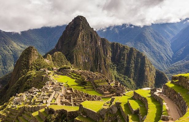 5-Day Private Tour to Cusco Sacred Valley and Machu Picchu