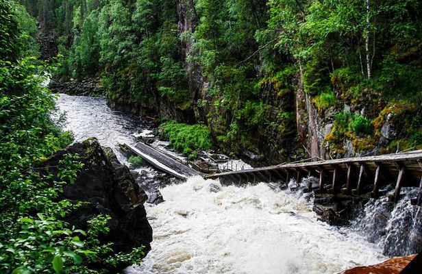Trip to Auttiköngäs Water Falls