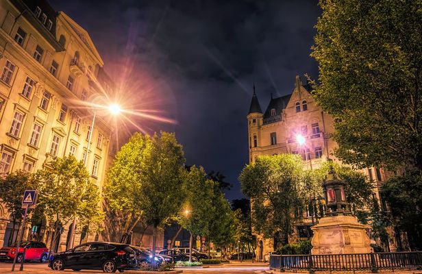 Budapest Small-Group Wine Walking Tour