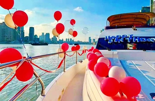 Shanghai VIP Night Cruise with Private Yacht and Dinner Option
