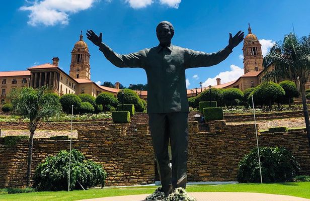 Full-Day Private Tour to Pretoria and Cullinan Diamond Mine