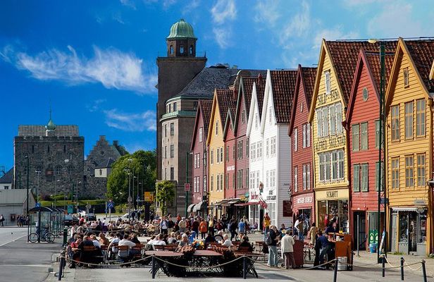 Private Bergen citytour By VIP Car & Guide (2h)